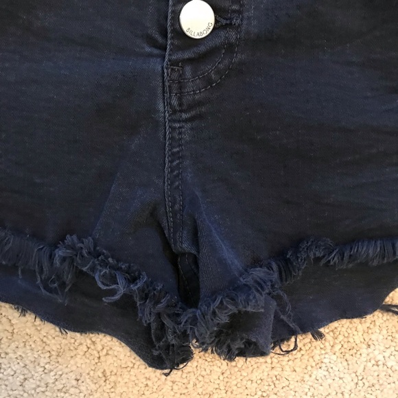 Billabong Distressed Button Fly Denim Shorts Size 26 Dark Blue Low Rise - Picture 8 of 14